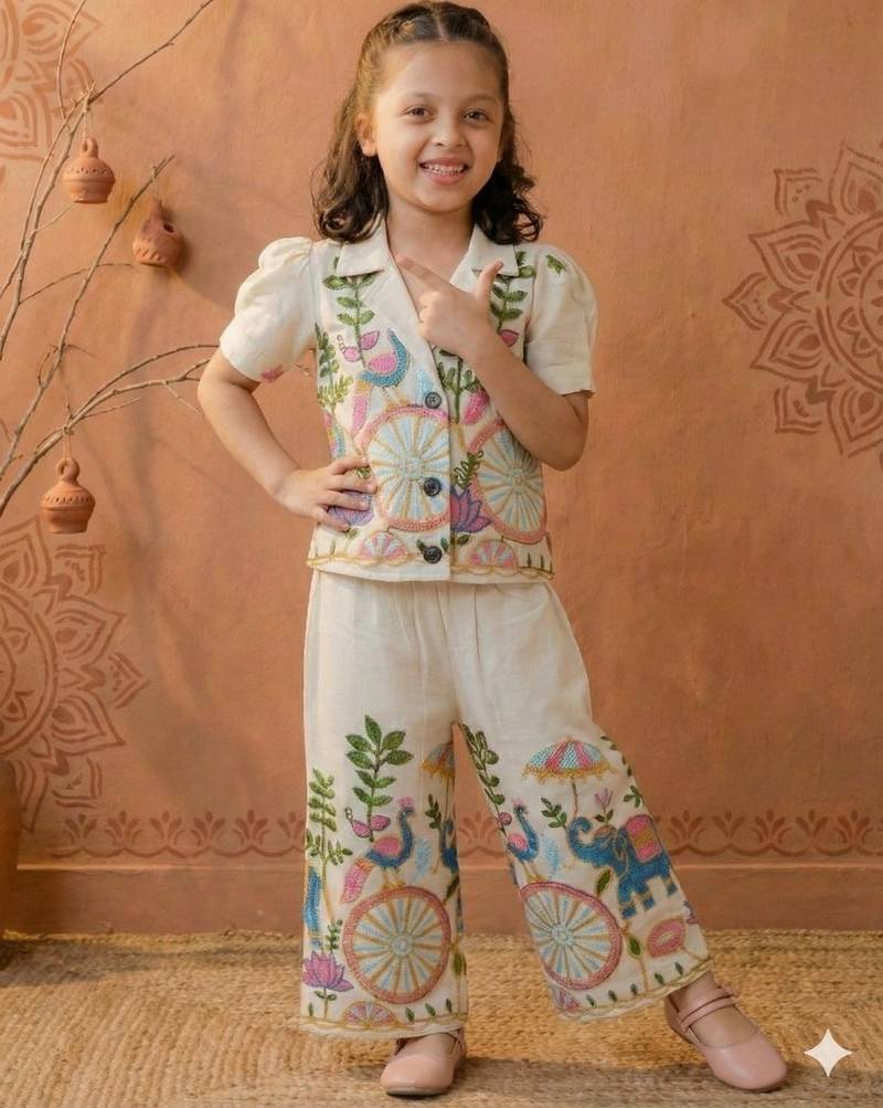 Khadi cotton embroidered girls co-ord set with bow gift