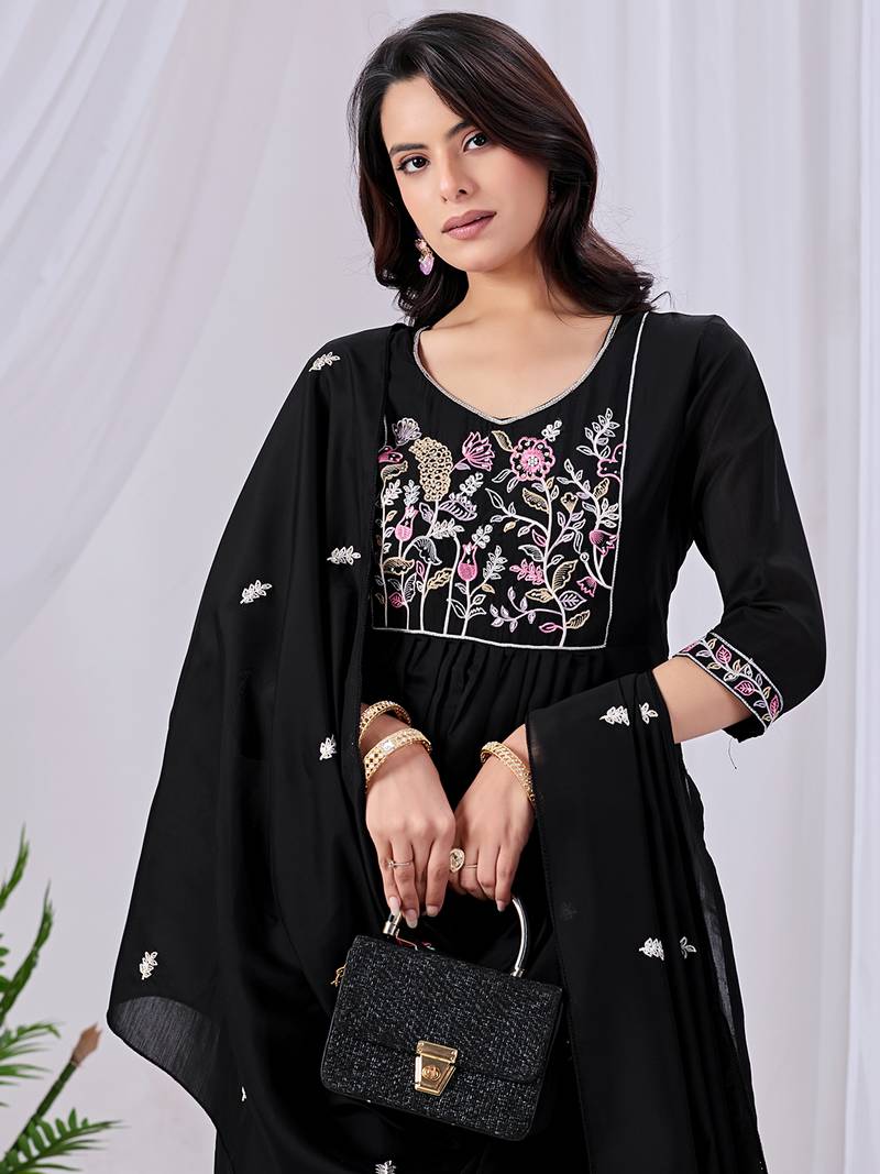 Women's black embroidered mul kurta pant dupatta set with pocket | handwork ethnic wear for women