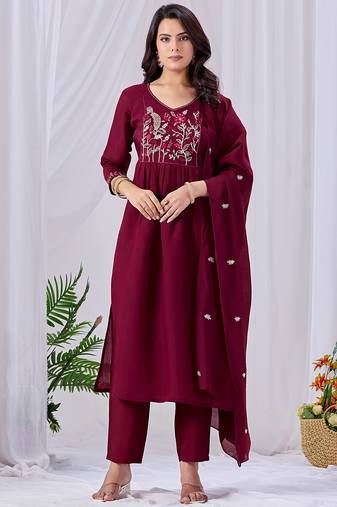 Women's maroon embroidered mul kurta pant dupatta set with pocket | handwork ethnic wear for women