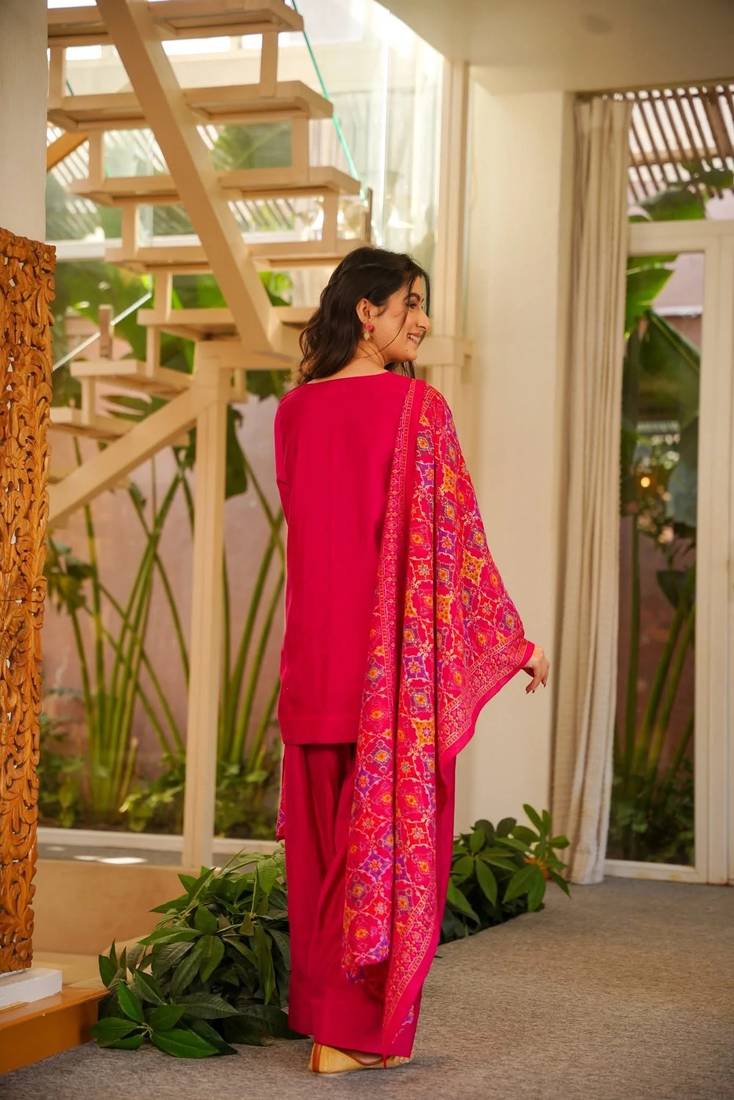 Women's Beautiful Solid Silk Crepe Fabric Straight Kurta Patiala and Dupatta Set