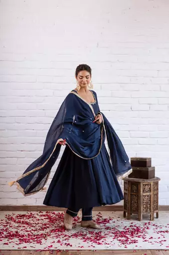 Navy blue scallop border anarkali kurta set for women
