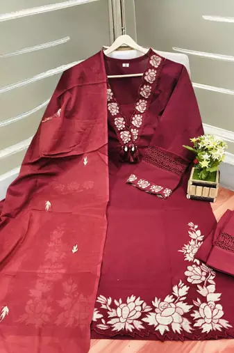 Women Maroon Embroidered Kurta Set with Dupatta