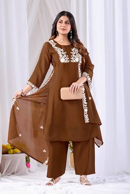 Brown embroidered mul kurta palazzo dupatta set 5