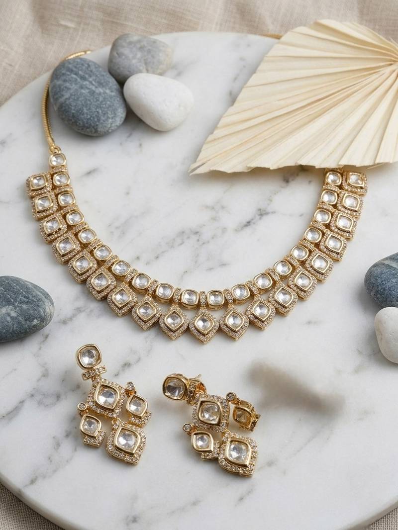 Gold-plated kundan choker necklace set with earrings for women