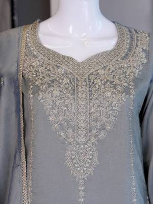 Grey vichitra embroidered wedding straight kurta with palazzo & dupatta 5