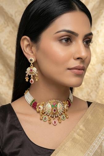 Traditional kundan meenakari choker jewelry set for women