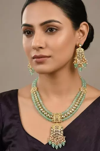 Traditional gold plated kundan and mint beaded 3-layer necklace jewellery set with earrings for women