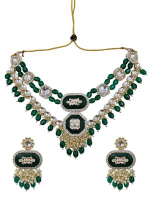 Green kundan & multi-layered beads choker jewellery set with earrings for women 2