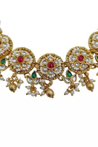 Women gold-plated kundan & multi-strand pearl jewellery set