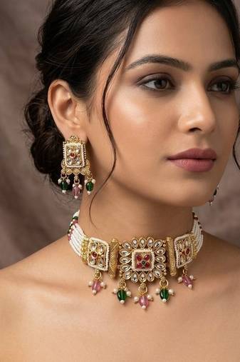 Traditional gold-plated kundan & meenakari choker jewellery set for women
