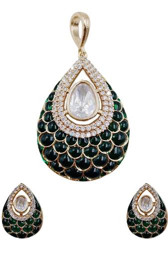 Women green gold-plated ad-studded teardrop pendant with earrings jewellery set