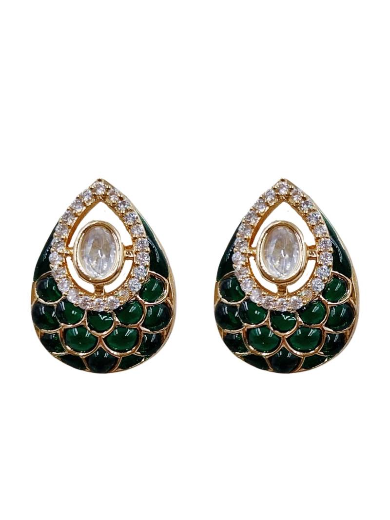Women green gold-plated ad-studded teardrop pendant with earrings jewellery set