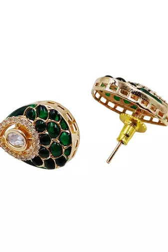 Women green gold-plated ad-studded teardrop pendant with earrings jewellery set
