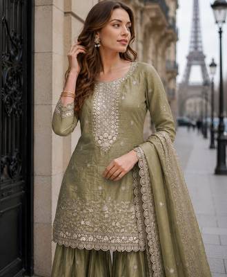 Green gold crush semi stitched suit with heavy embroidery work 2
