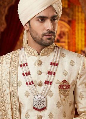 Pearl-Beaded Dulha Moti Mala Haar Necklace With Elegant Brooch 6