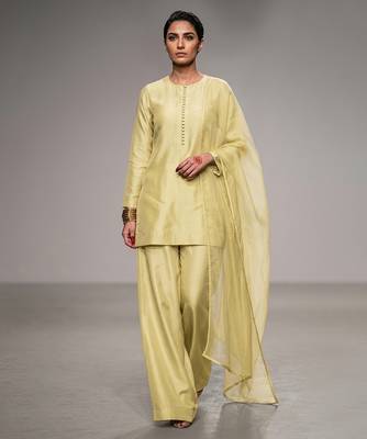 Butter yellow dupion silk kurta set 1