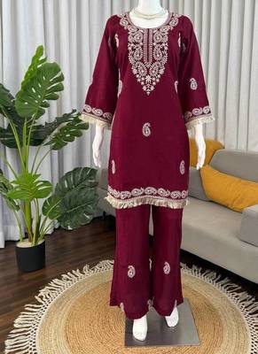 Maroon reyon thread work kurti with  pant 4