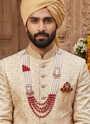 Royal Multi-Layered Groom Sherwani Mala with Decorative Brooch 6