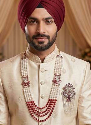 Royal Multi-Layered Groom Sherwani Mala with Decorative Brooch 6