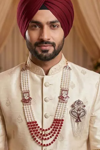 Royal Multi-Layered Groom Sherwani Mala with Decorative Brooch