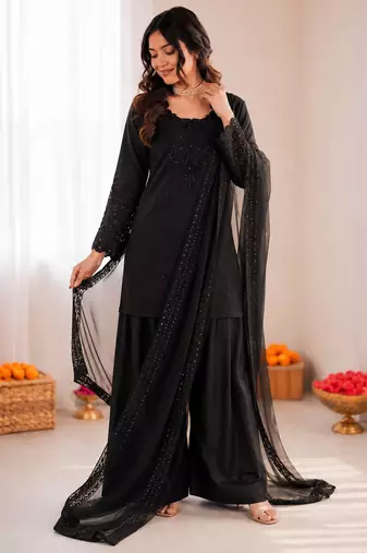 Black crepe thread with sequin farshi salwar suit