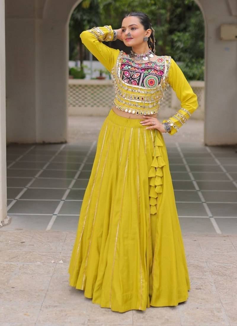 Traditional Parrot Gujarati Embroidered With Mirror Lace Work Lehenga & Top for Garba Nights_Free Size