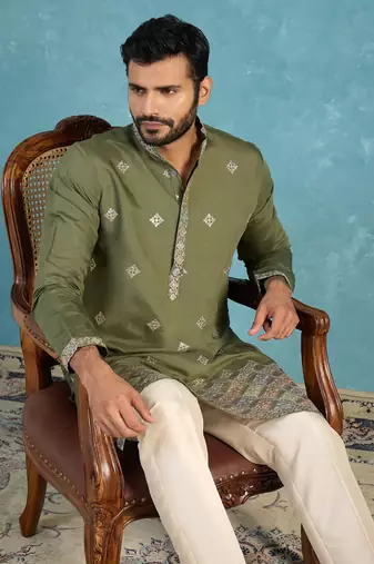 Mens silk blend green solid embroidered calf length straight kurta with trousers