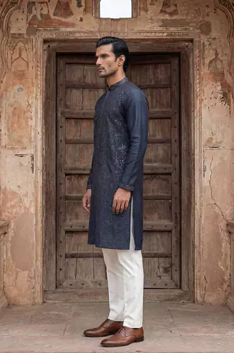 Mens silk blend green solid embroidered calf length straight kurta with trousers