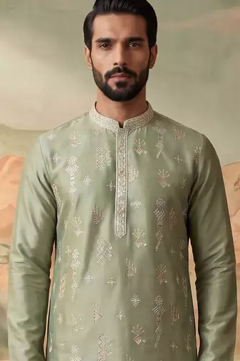 Mens green silk blend solid embroidered kurta with trousers