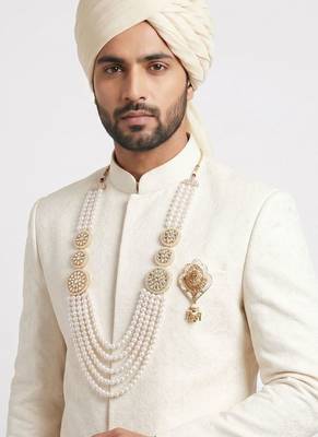 Traditional Groom Sherwani Mala Set with Brooch 6