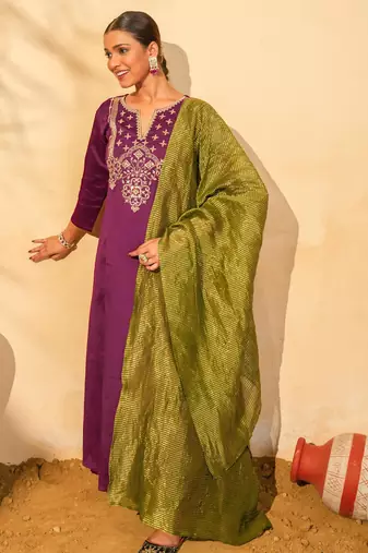 Women's Gorgeous Embroidery Work Silk Slub Fabric Flared Kurta Pant and Dupatta Set