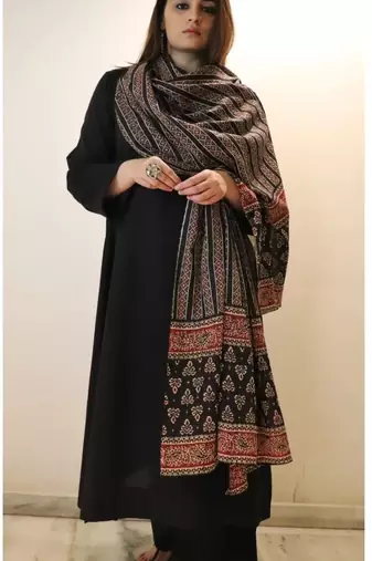 Women's Gorgeous Solid Viscose Chanderi Fabric Straight Kurta Pant and Dupatta Set