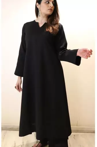Women's Gorgeous Solid Viscose Chanderi Fabric Straight Kurta Pant and Dupatta Set
