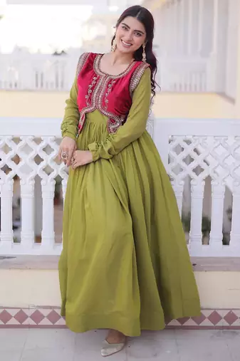 Mehendi chanderi gown with embroidery beats work