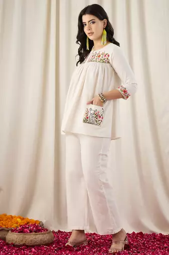 Women's Gorgeous Thread Work Cotton Fabric Straight Kurta Pant Set