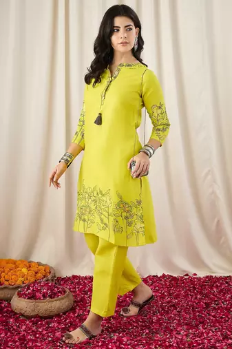 Women's Gorgeous Printed Work Cotton Fabric Straight Kurta Pant Set