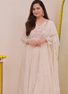 Women's Gorgeous Embroidery Work Chanderi Sik Fabric Flared Anarkali Pant and Dupatta Set 2