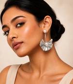 Silver plated pearl drop earrings