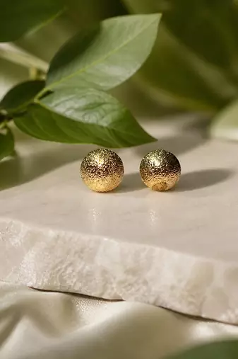 Gold plated textured ball stud earrings
