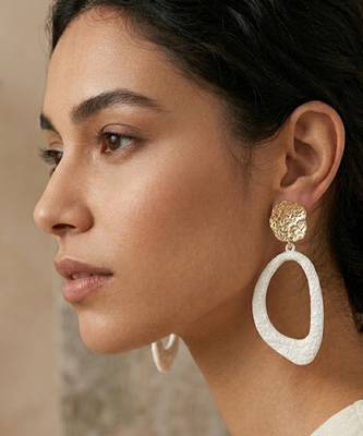 Metallic gold stud with drop earrings 1