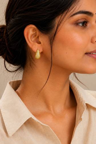 Gold plated teardrop earrings