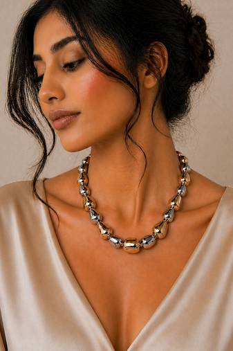 Metallic dual tone multicolor necklace