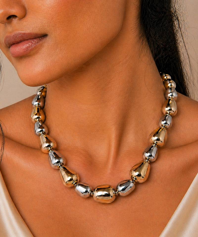 Metallic dual tone multicolor necklace