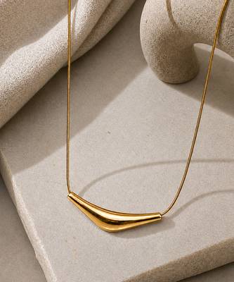 Metallic gold varka crescent pendant necklace 4
