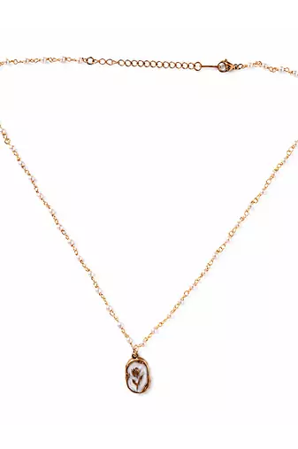 Gold chaand oval shell pendant necklace