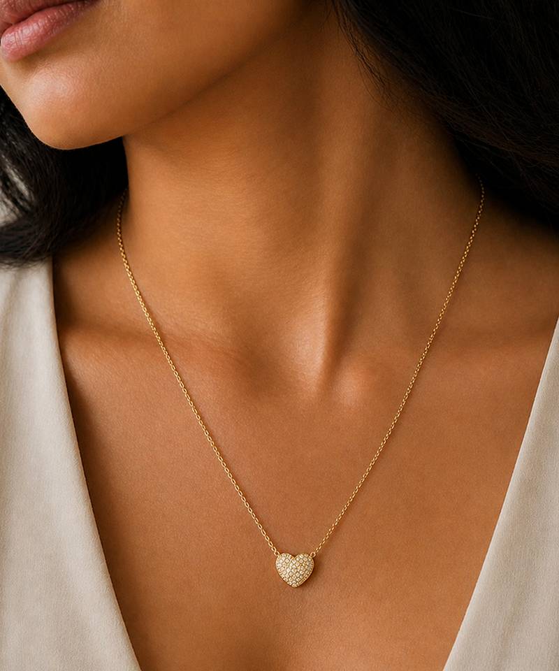 Gold mini heart pendant necklace