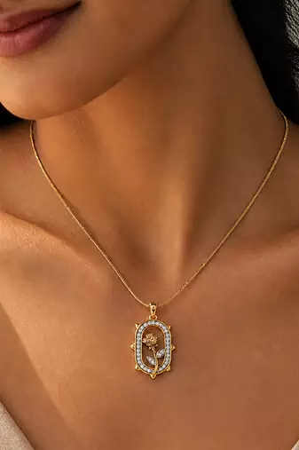 Gold plated snake chain pendant necklace
