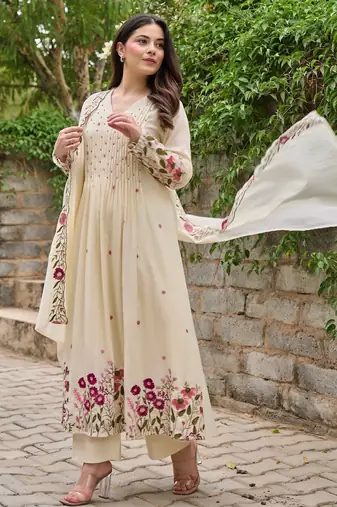 Women's Gorgeous Thread Work Chanderi Sik Fabric Flared Anarkali Pant and Dupatta Set