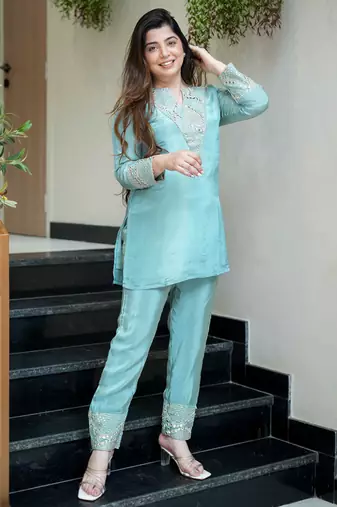 Women's Gorgeous Embroidery Work Simmer Silk Fabric Straight Kurta Pant