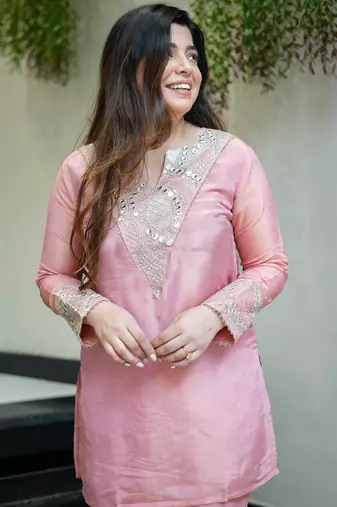 Women's Gorgeous Embroidery Work Simmer Silk Fabric Straight Kurta Pant